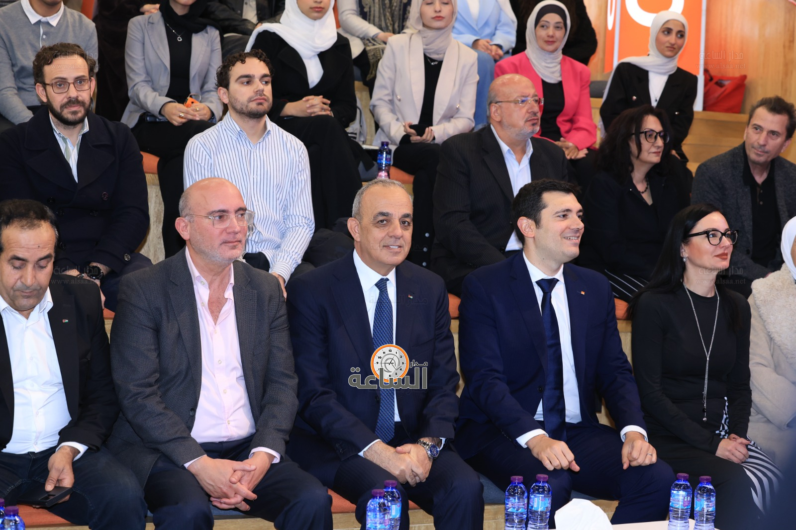 Madar Al-Saa Images 0.3140062908561172