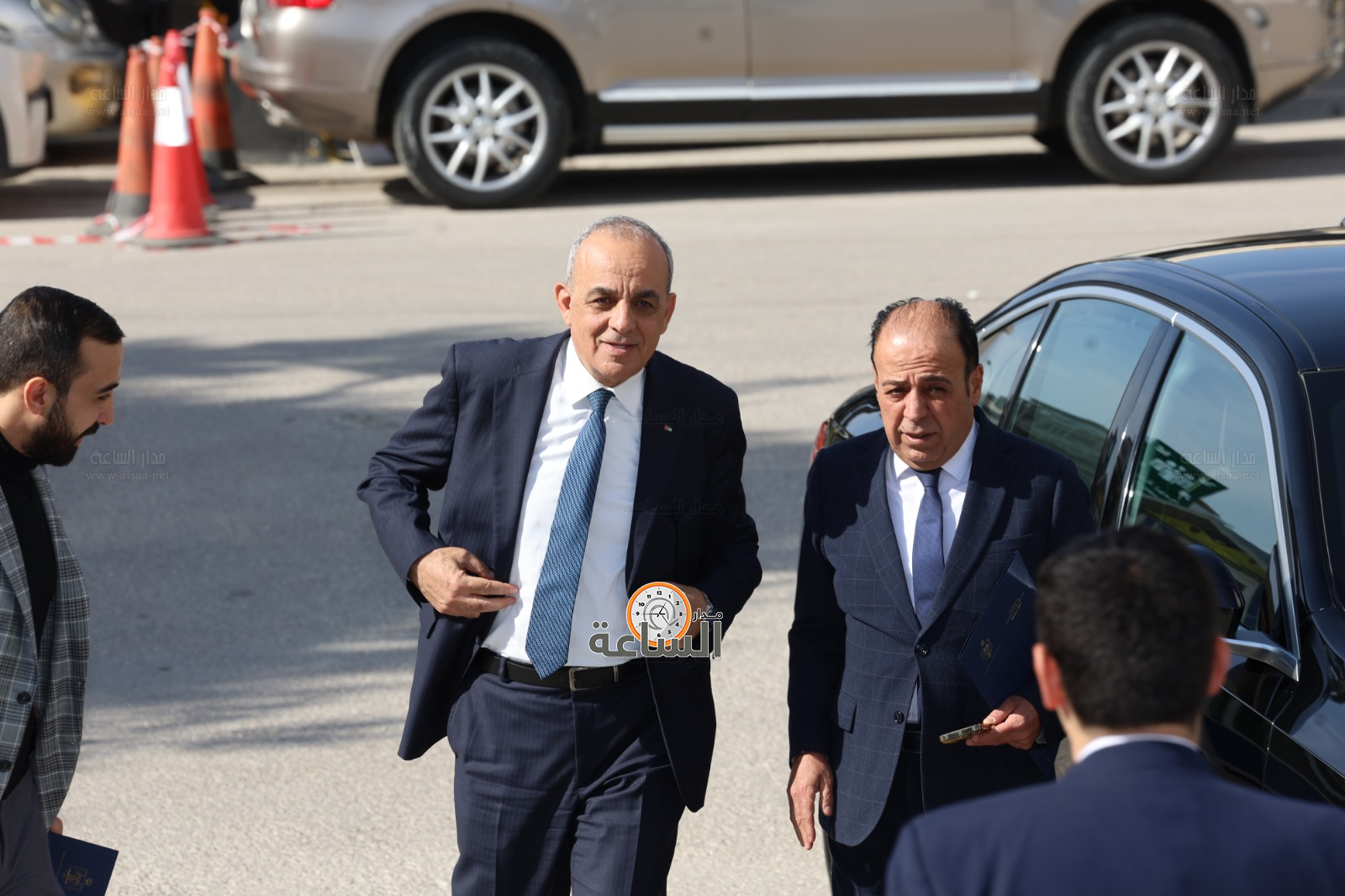 Madar Al-Saa Images 0.648893077400707