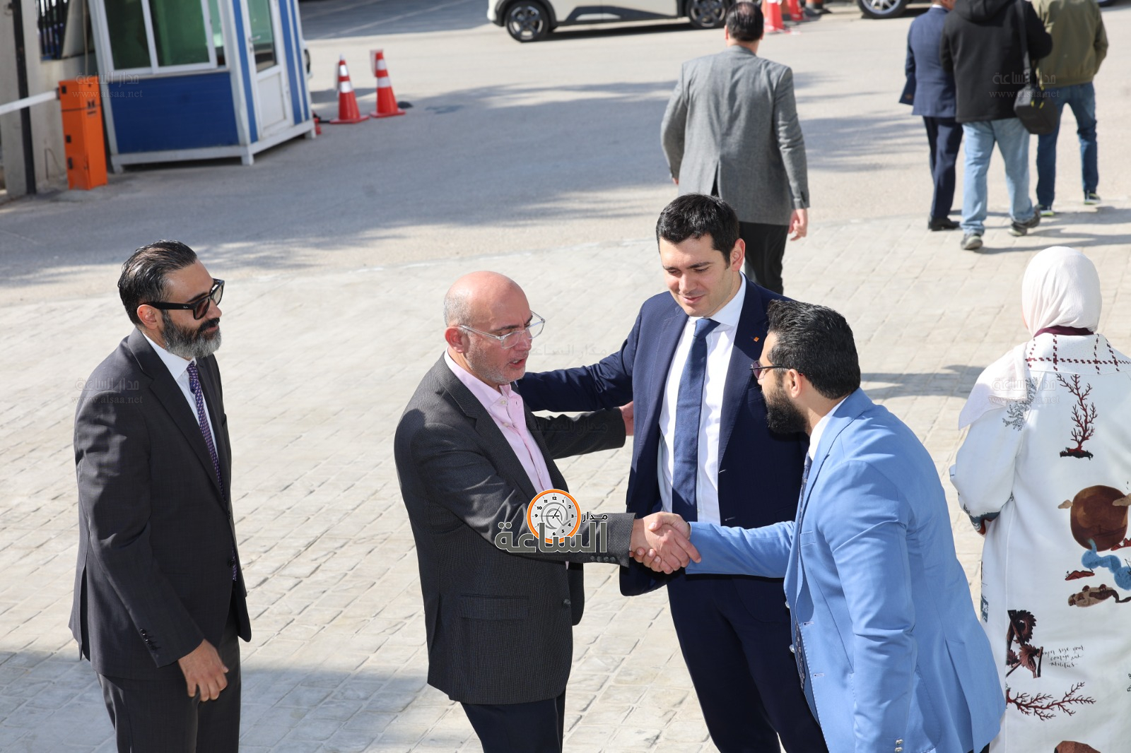 Madar Al-Saa Images 0.7394863972427622