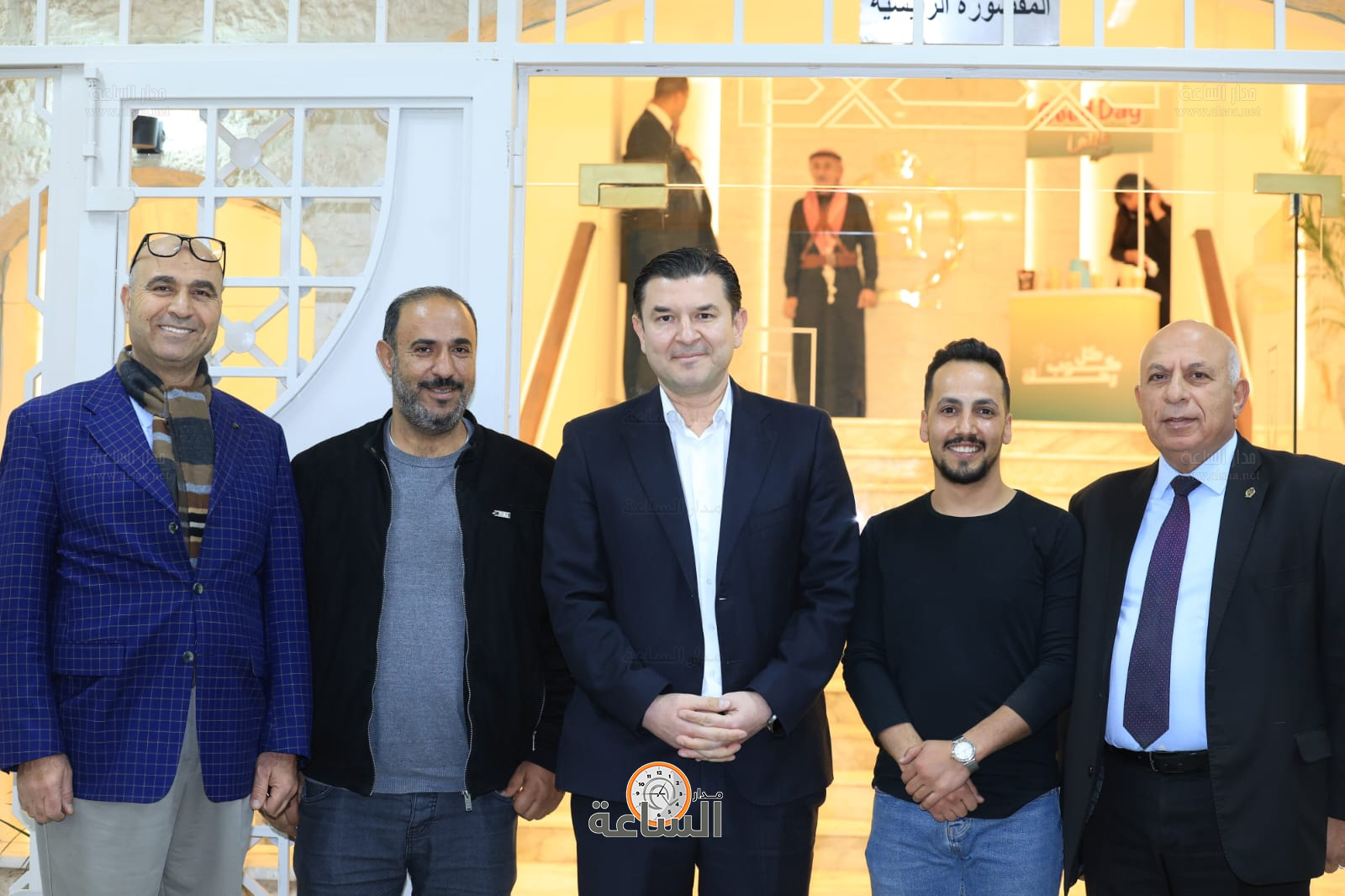 Madar Al-Saa Images 0.4104433795285405