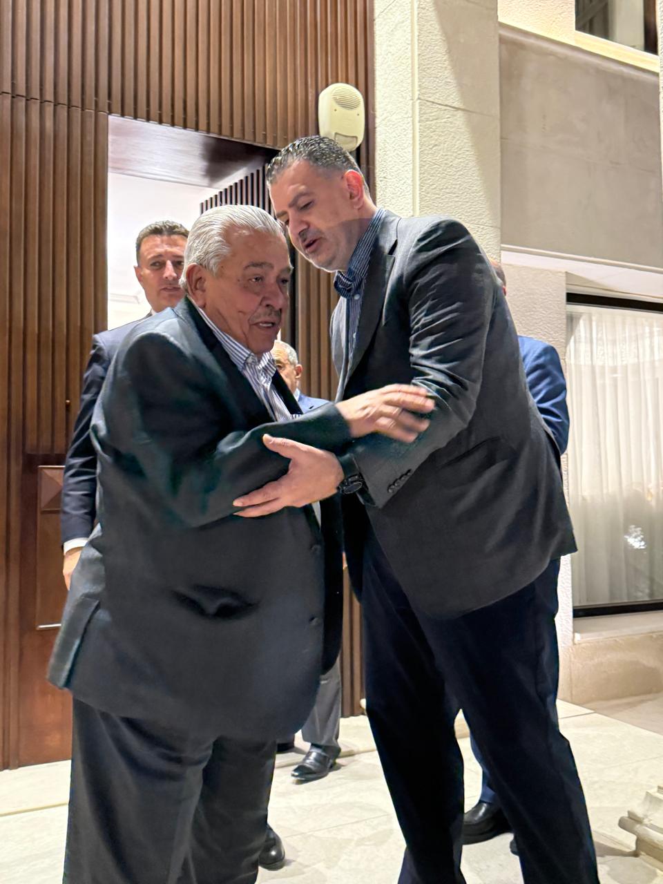 Madar Al-Saa Images 0.6221492525258262