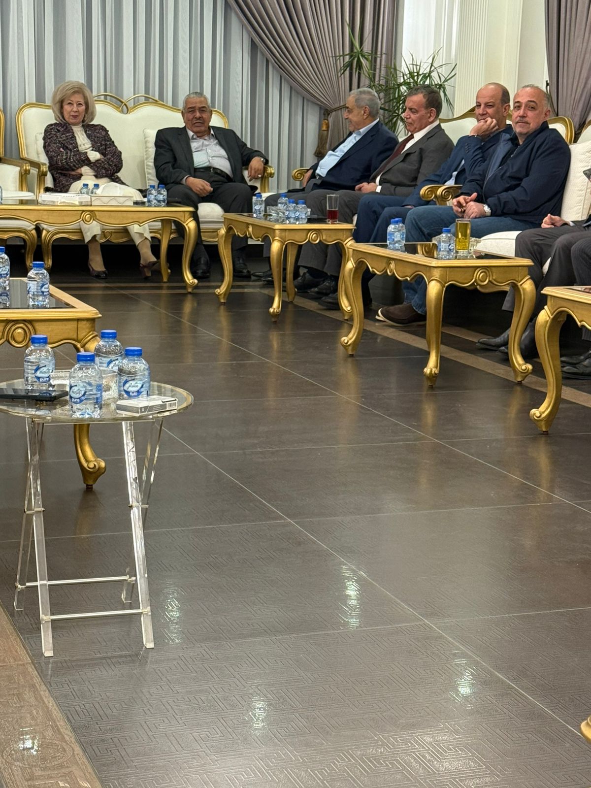 Madar Al-Saa Images 0.956100296227157