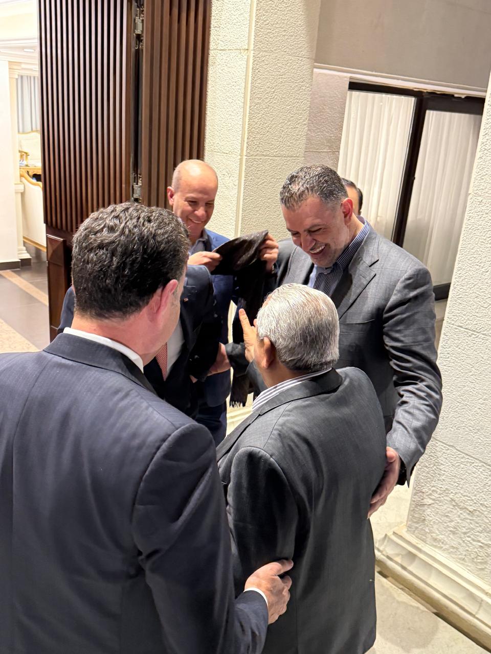 Madar Al-Saa Images 0.20578276368447057