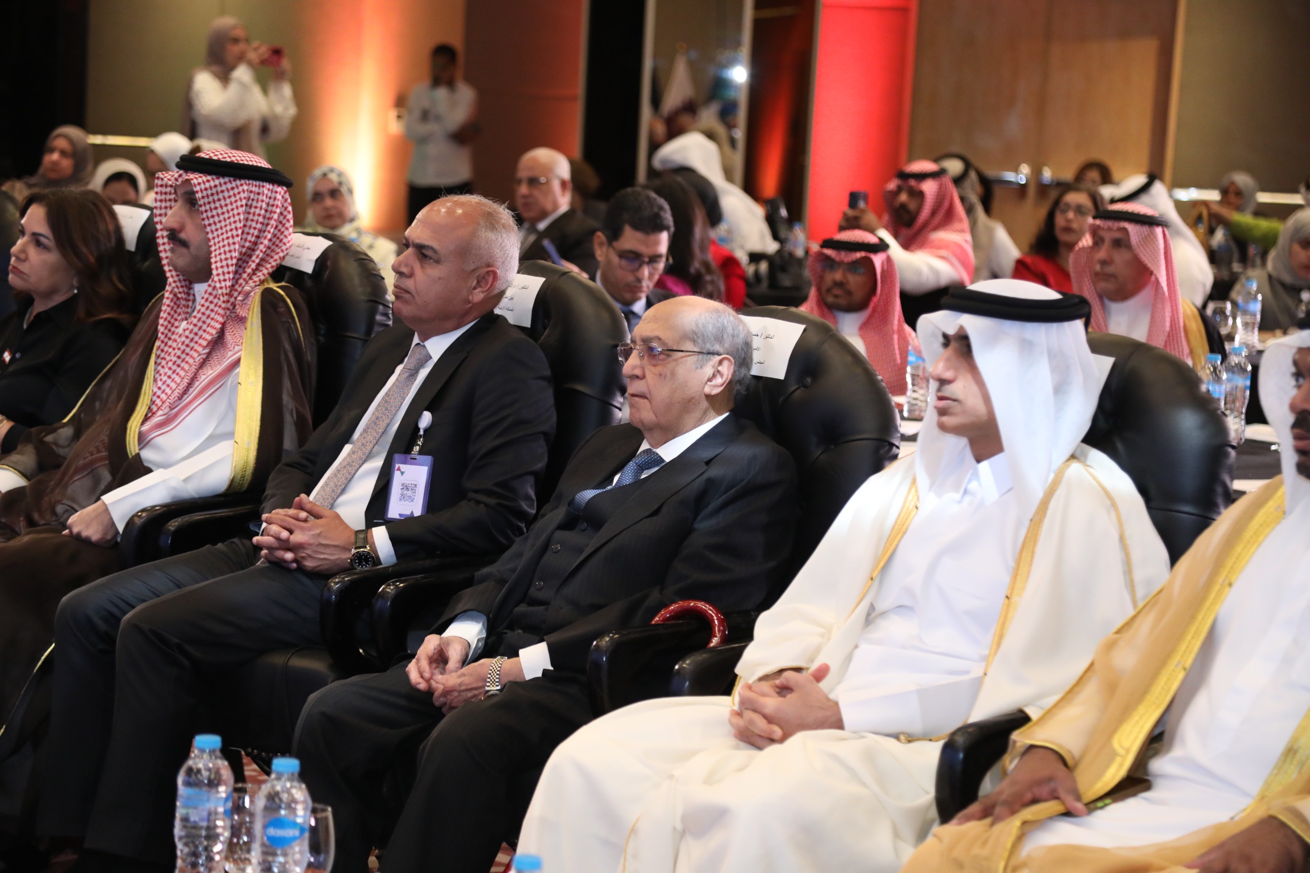 Madar Al-Saa Images 0.7579994531143376