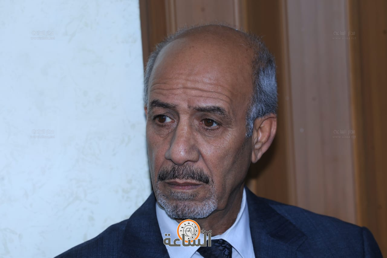 Madar Al-Saa Images 0.48506036445799705