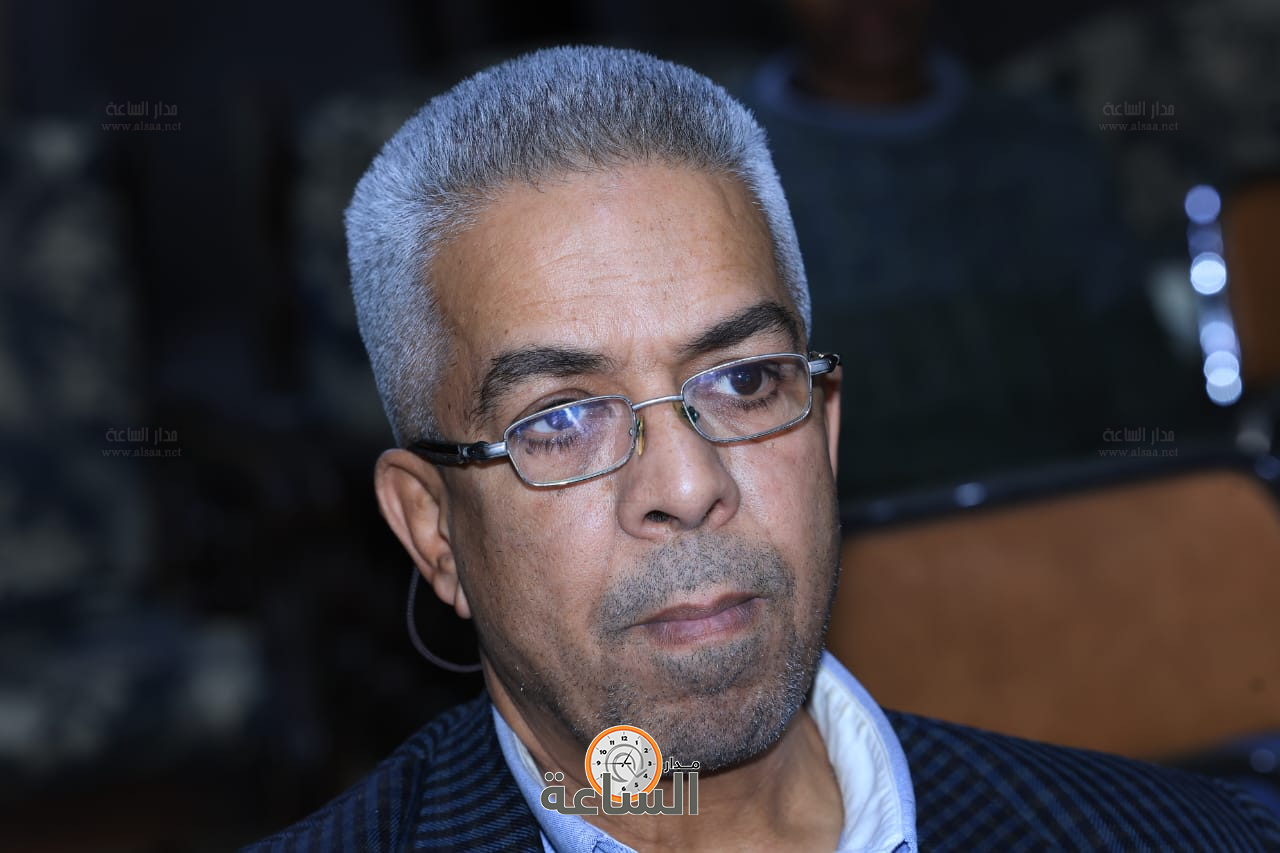 Madar Al-Saa Images 0.3662248596891524