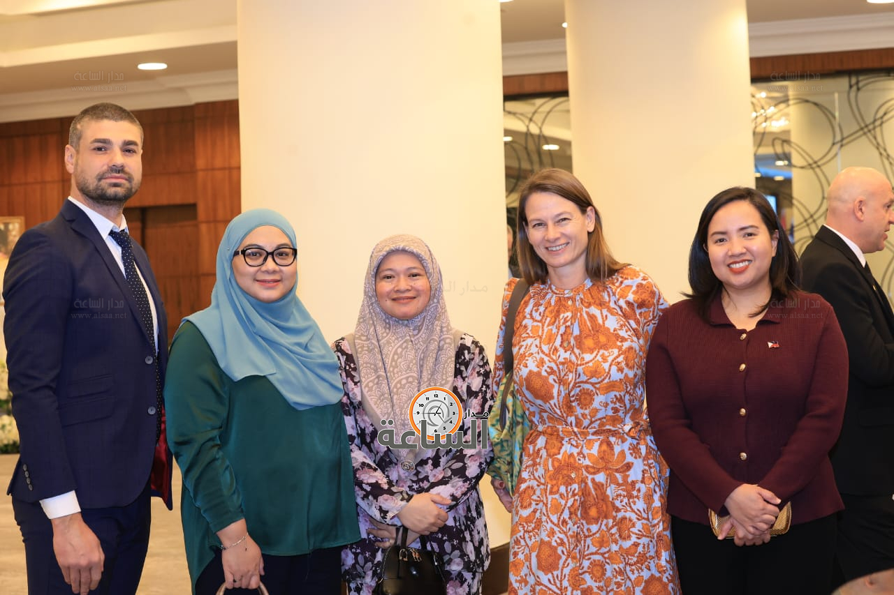 Madar Al-Saa Images 0.8714981120340242