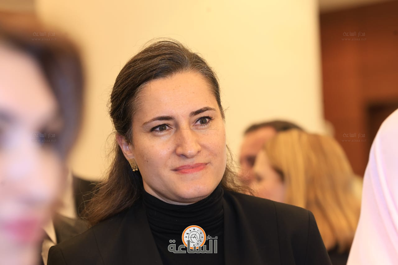 Madar Al-Saa Images 0.738393575265816