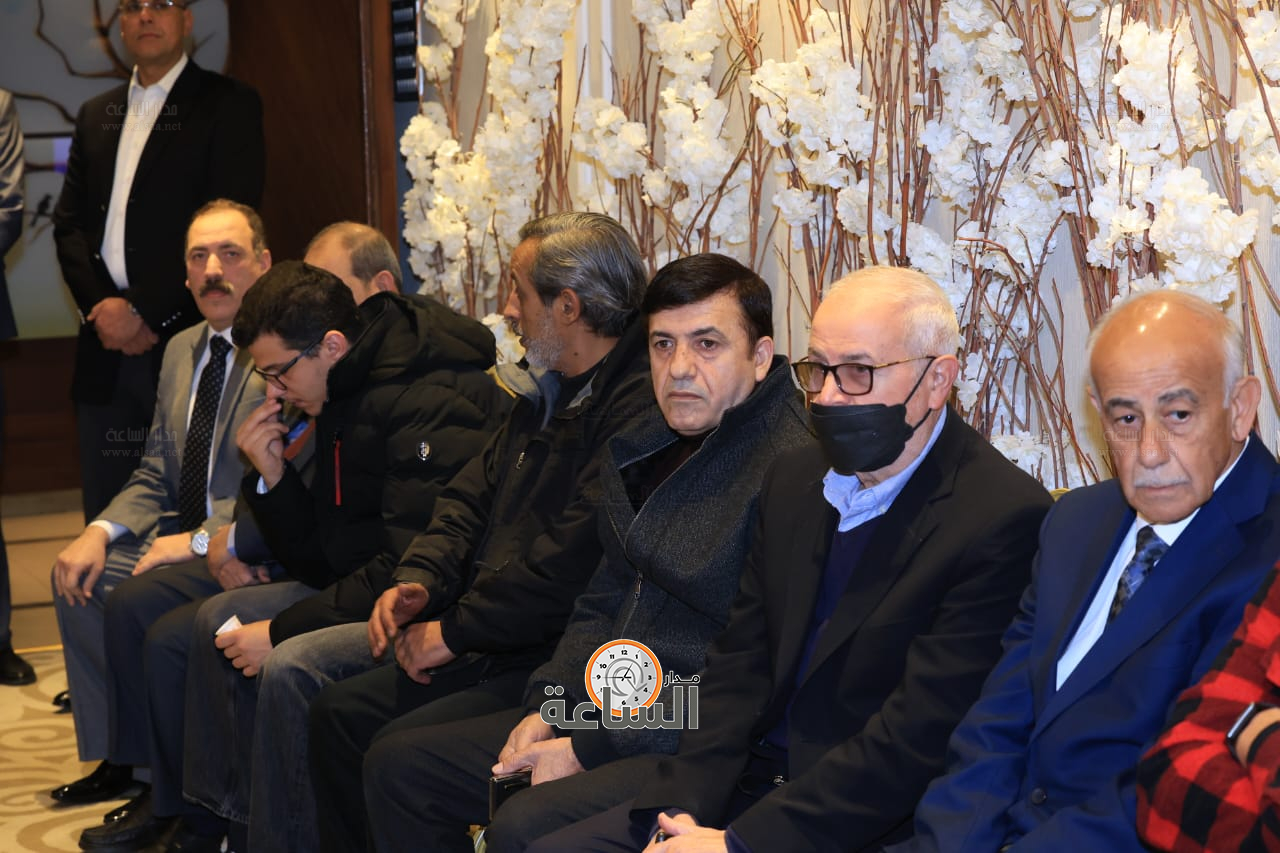 Madar Al-Saa Images 0.4557036675015419