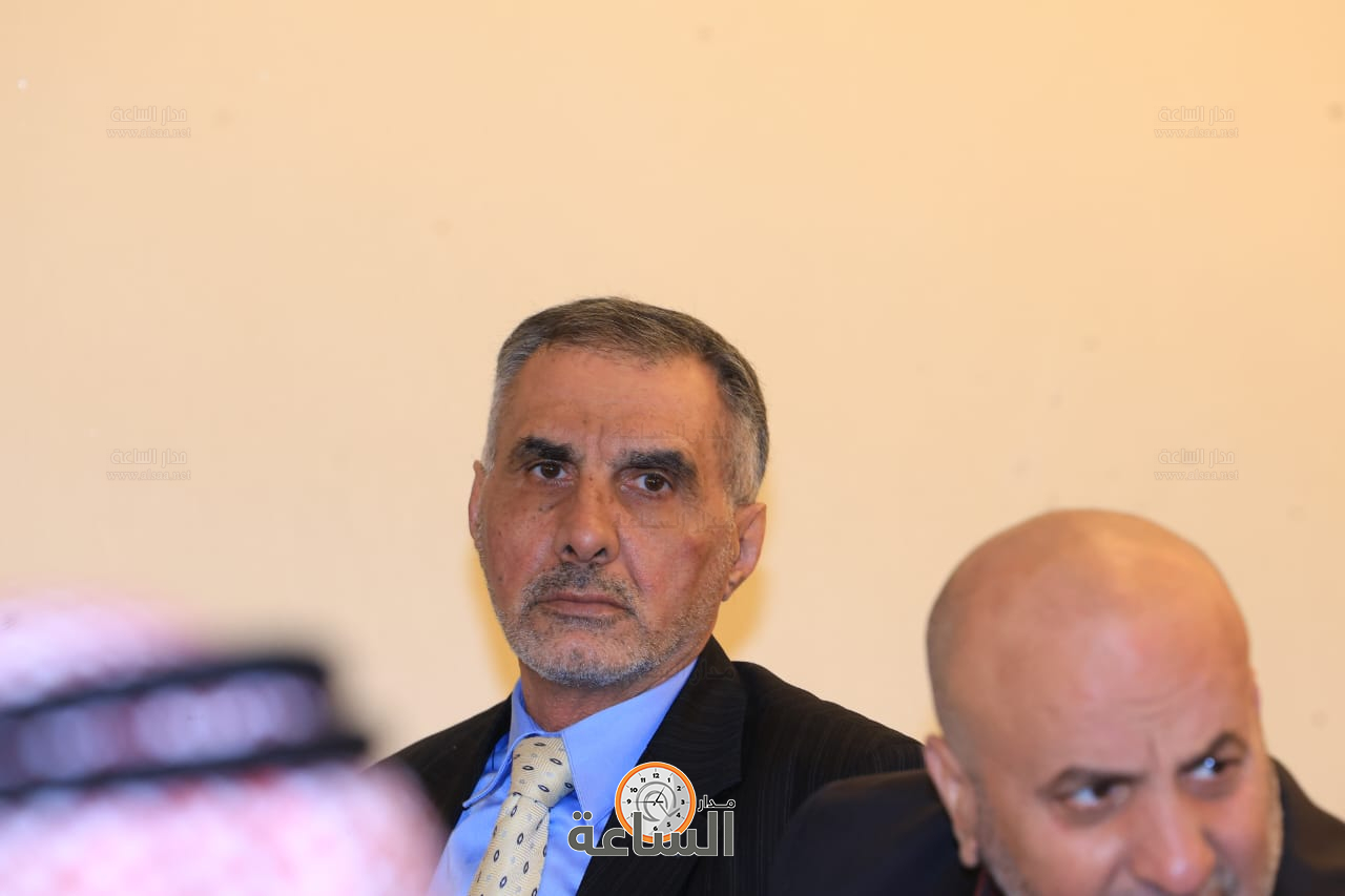 Madar Al-Saa Images 0.39774523396559414