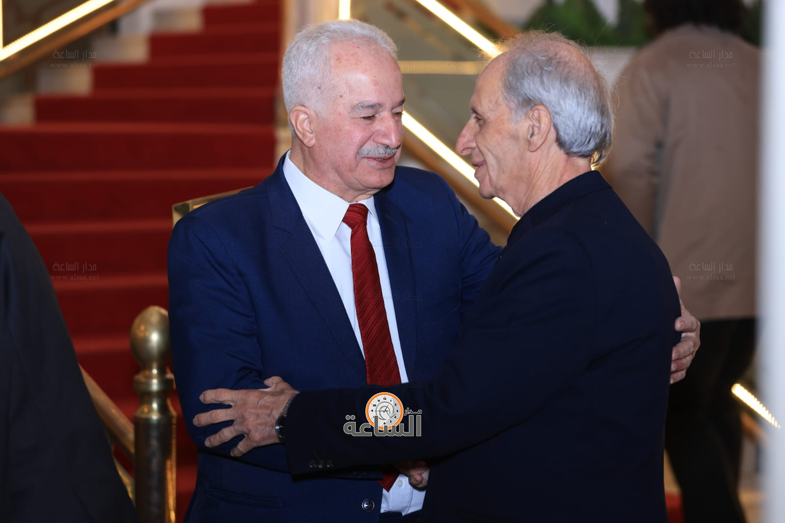 Madar Al-Saa Images 0.6834968798189399