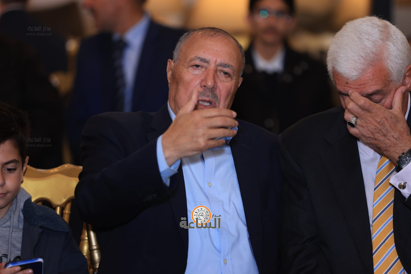 Madar Al-Saa Images 0.5876459525414116