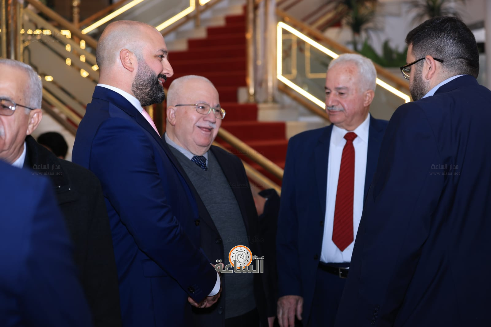 Madar Al-Saa Images 0.48587681447719155