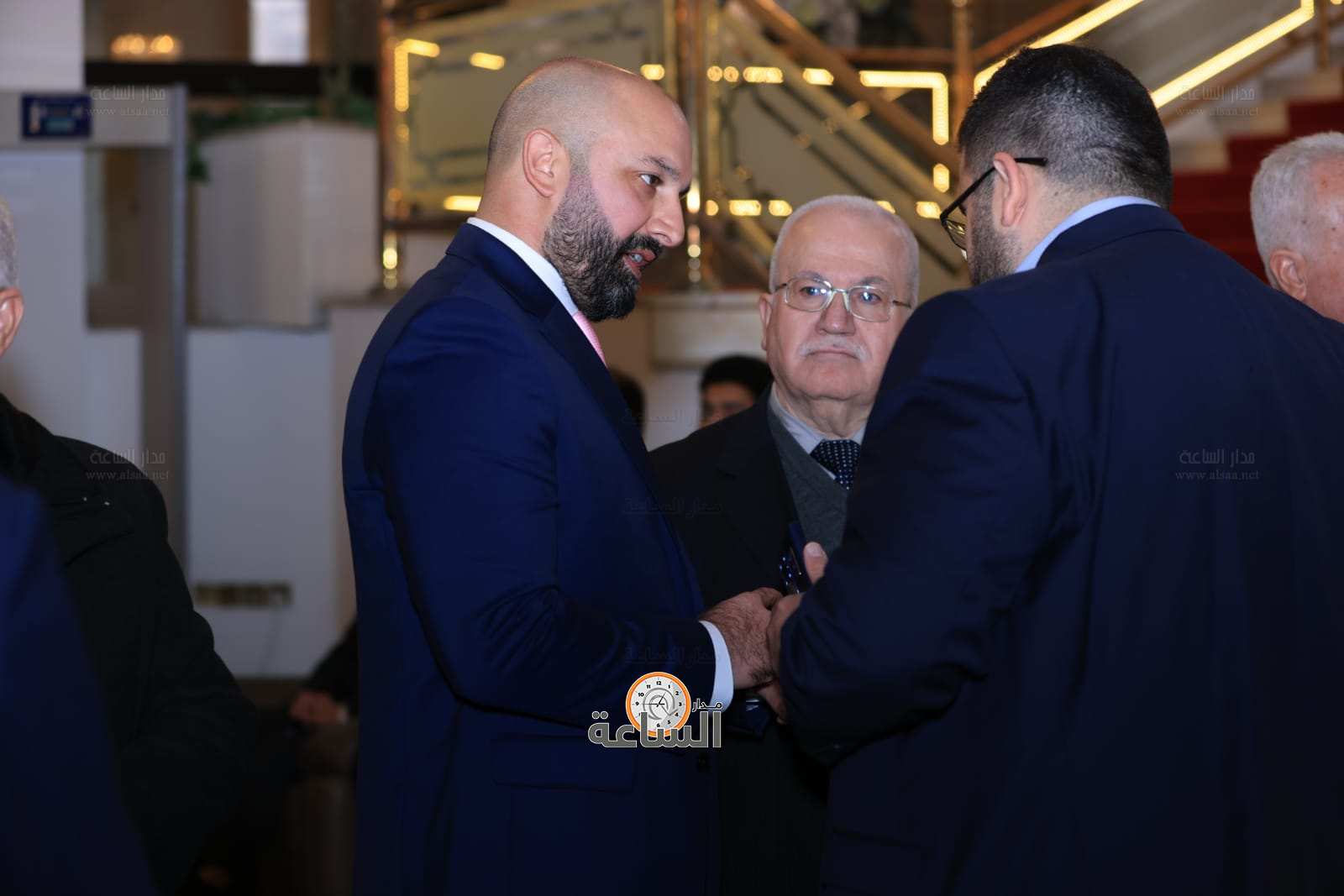 Madar Al-Saa Images 0.41840734265885027