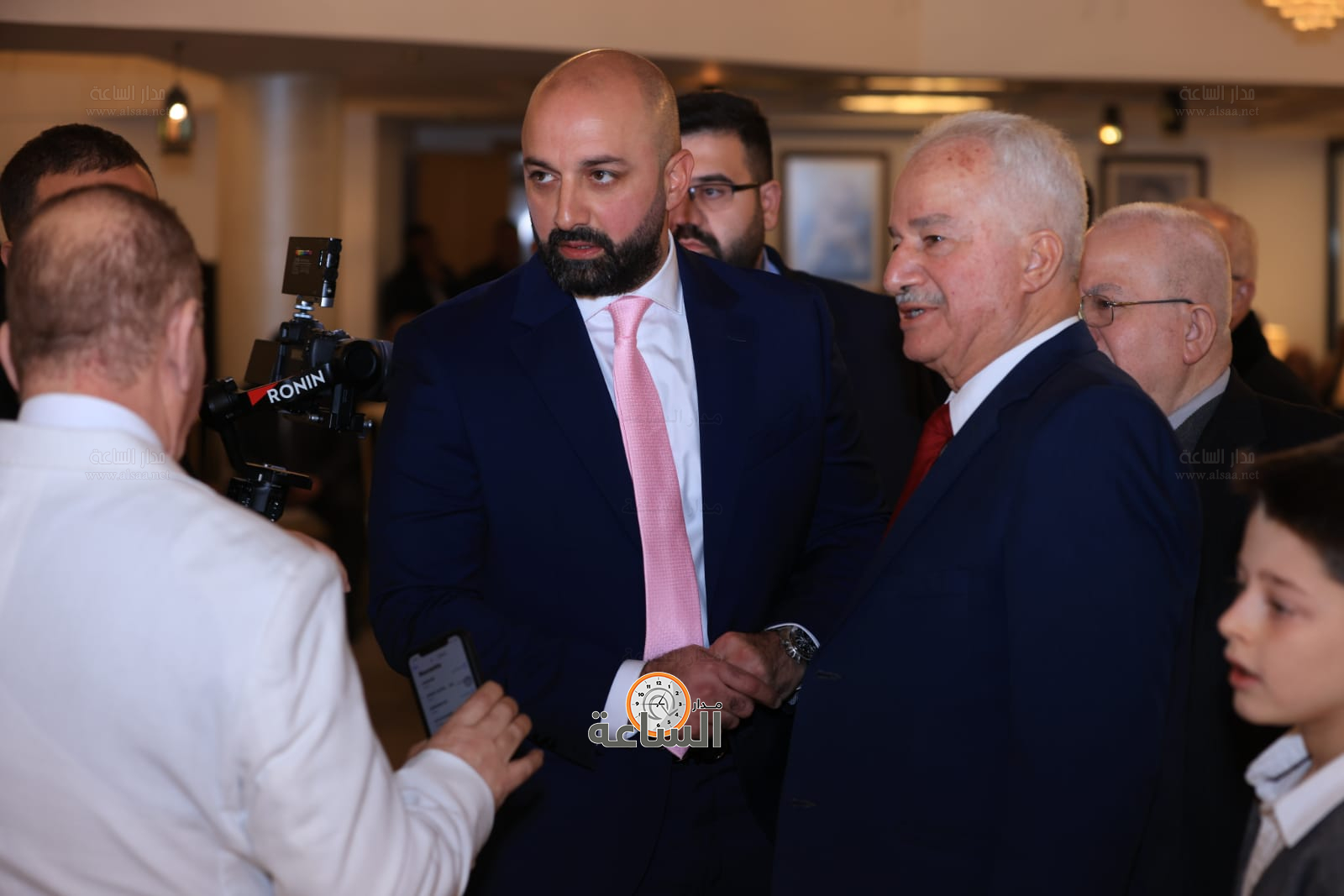 Madar Al-Saa Images 0.6618923770572146