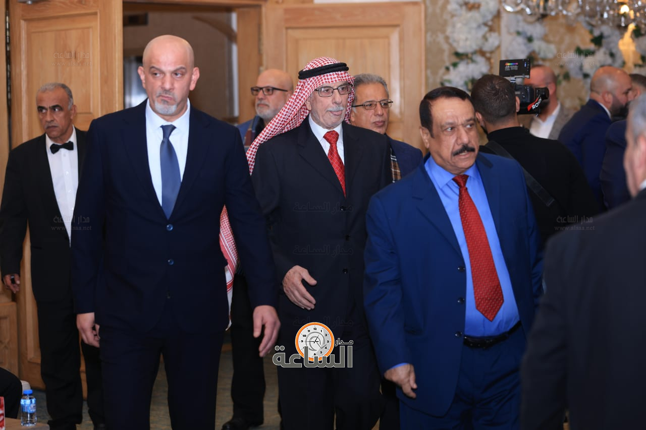 Madar Al-Saa Images 0.6635257372449481