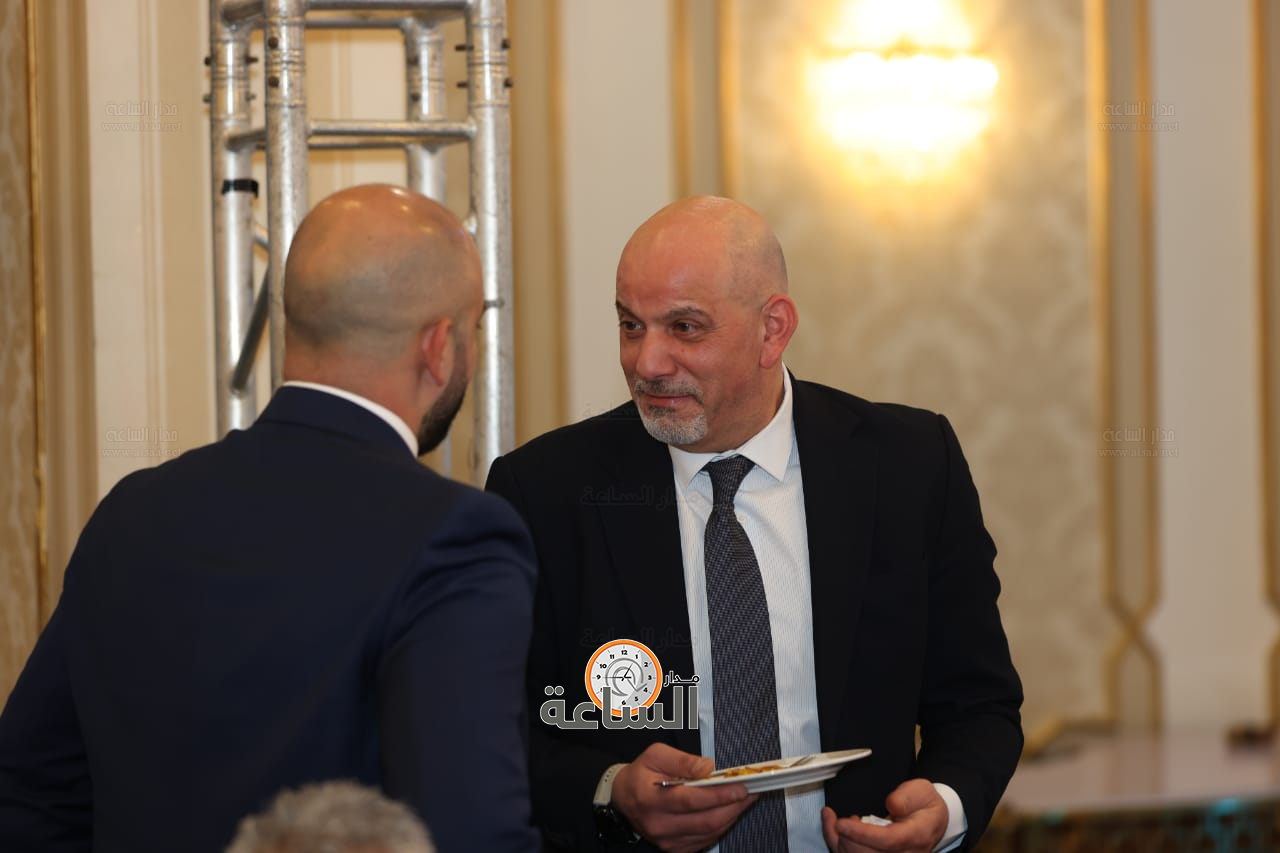 Madar Al-Saa Images 0.9771741066101943