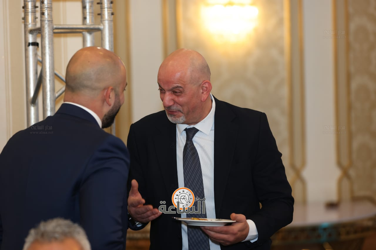 Madar Al-Saa Images 0.2506807652416989