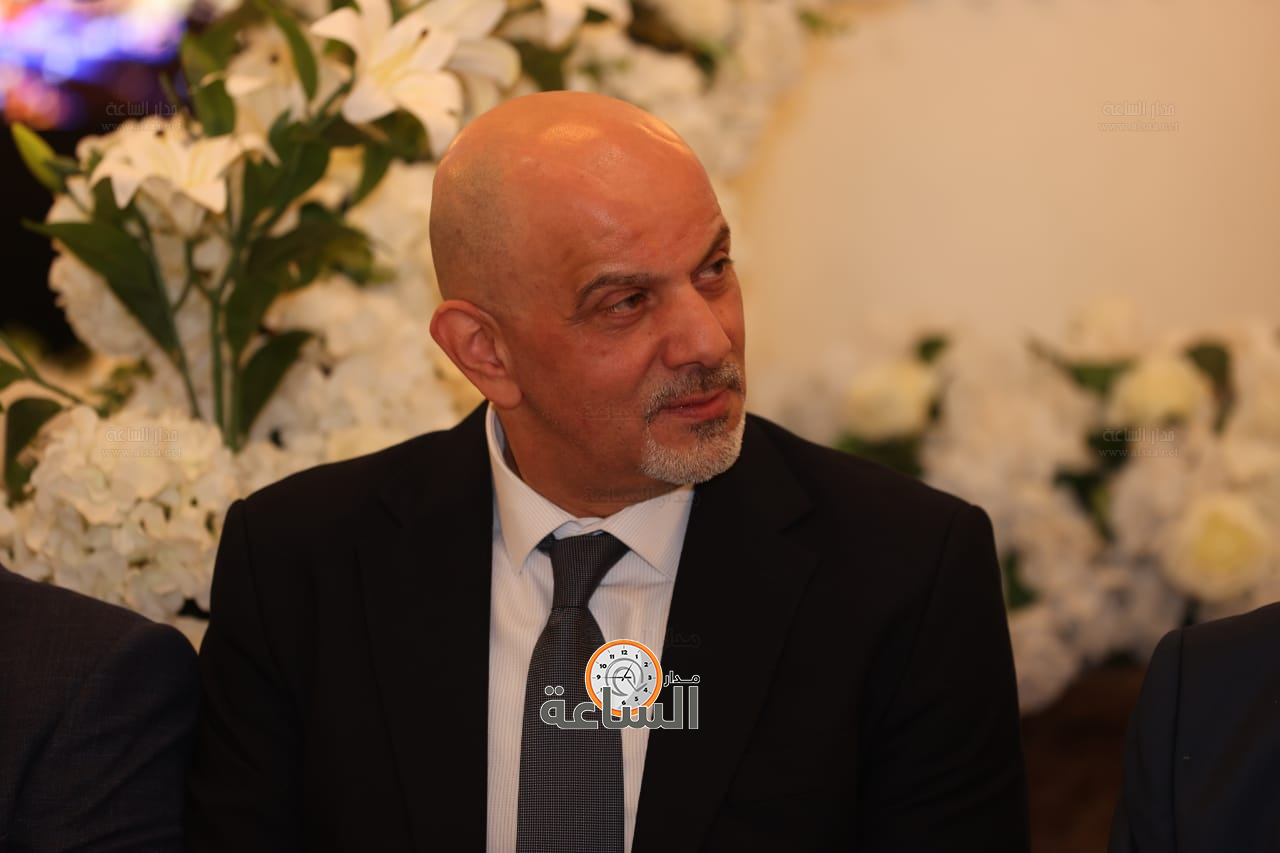 Madar Al-Saa Images 0.7593566265618465