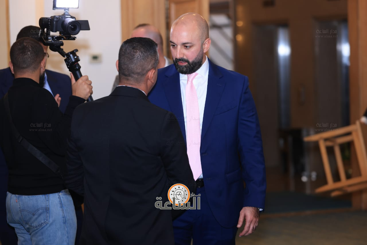 Madar Al-Saa Images 0.595925018561056