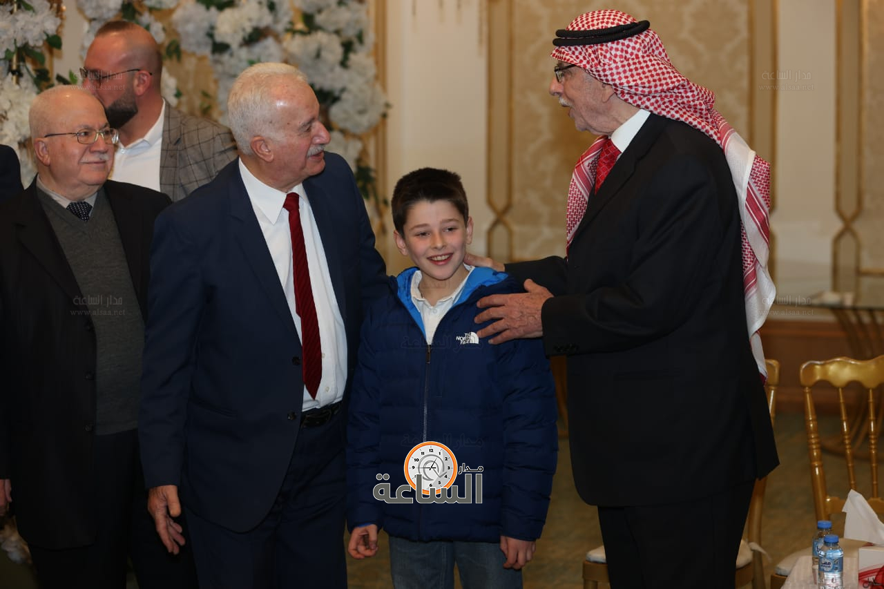 Madar Al-Saa Images 0.8459450329462701