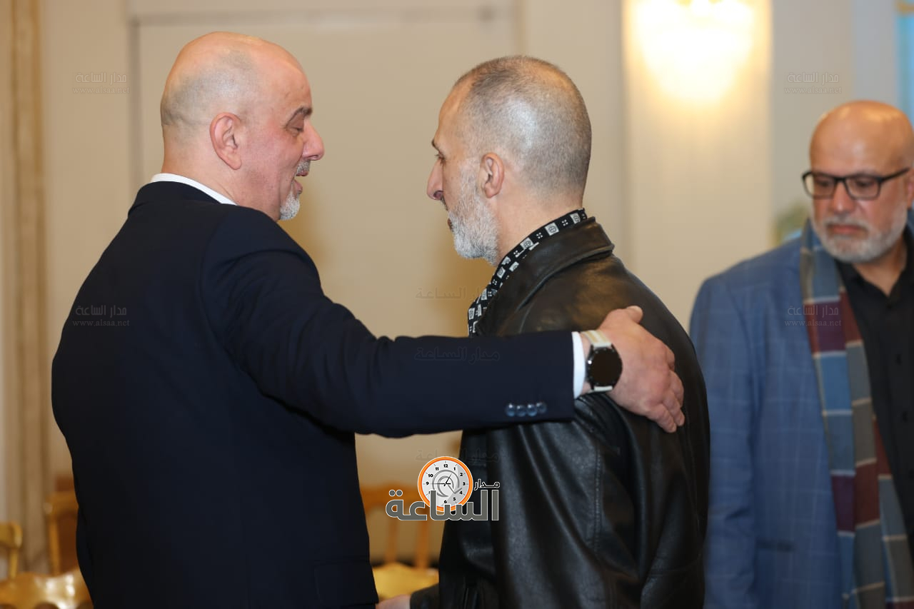 Madar Al-Saa Images 0.8541238868674296