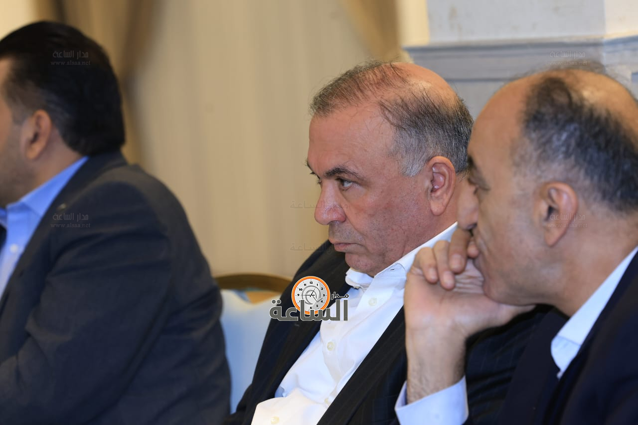 Madar Al-Saa Images 0.8706477839363077