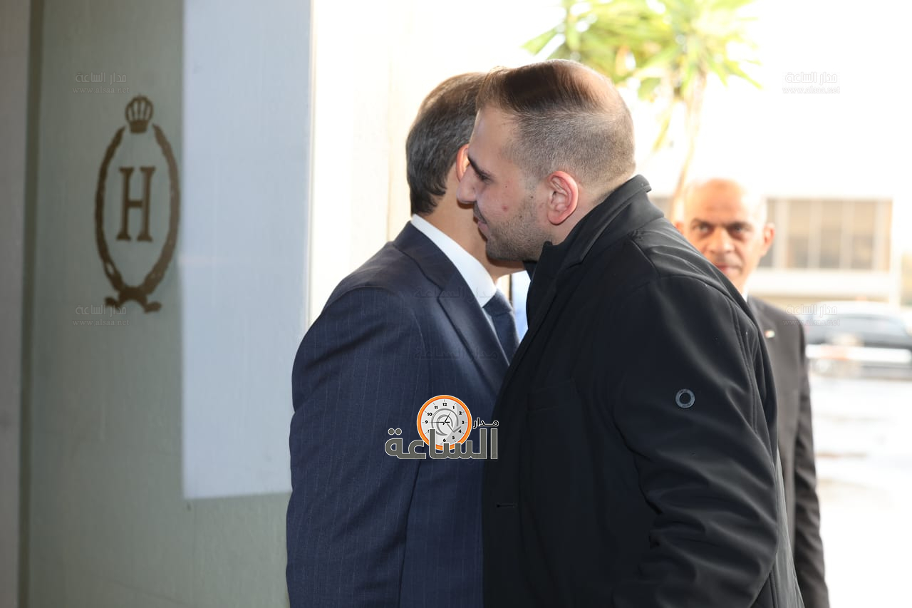 Madar Al-Saa Images 0.04783231762930917