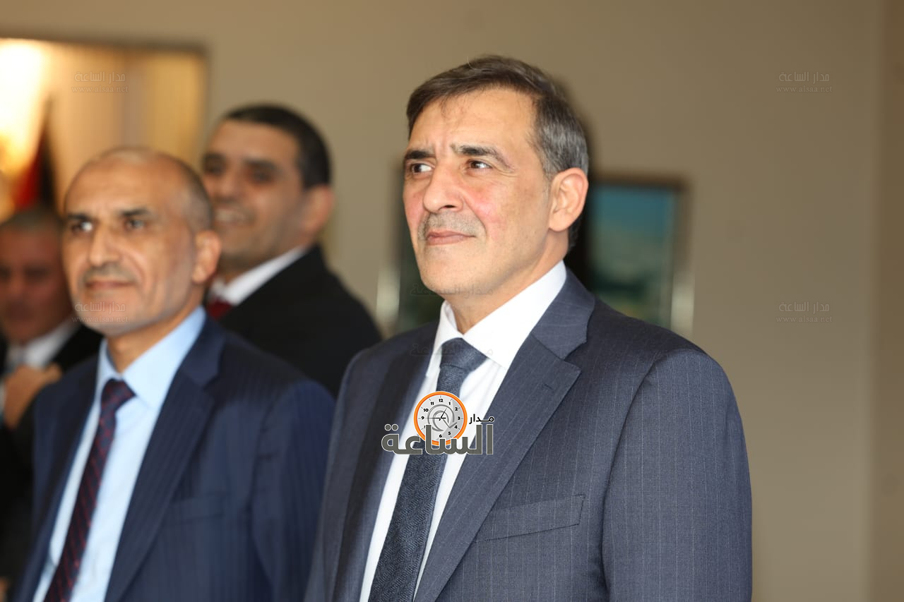 Madar Al-Saa Images 0.8177200012597095