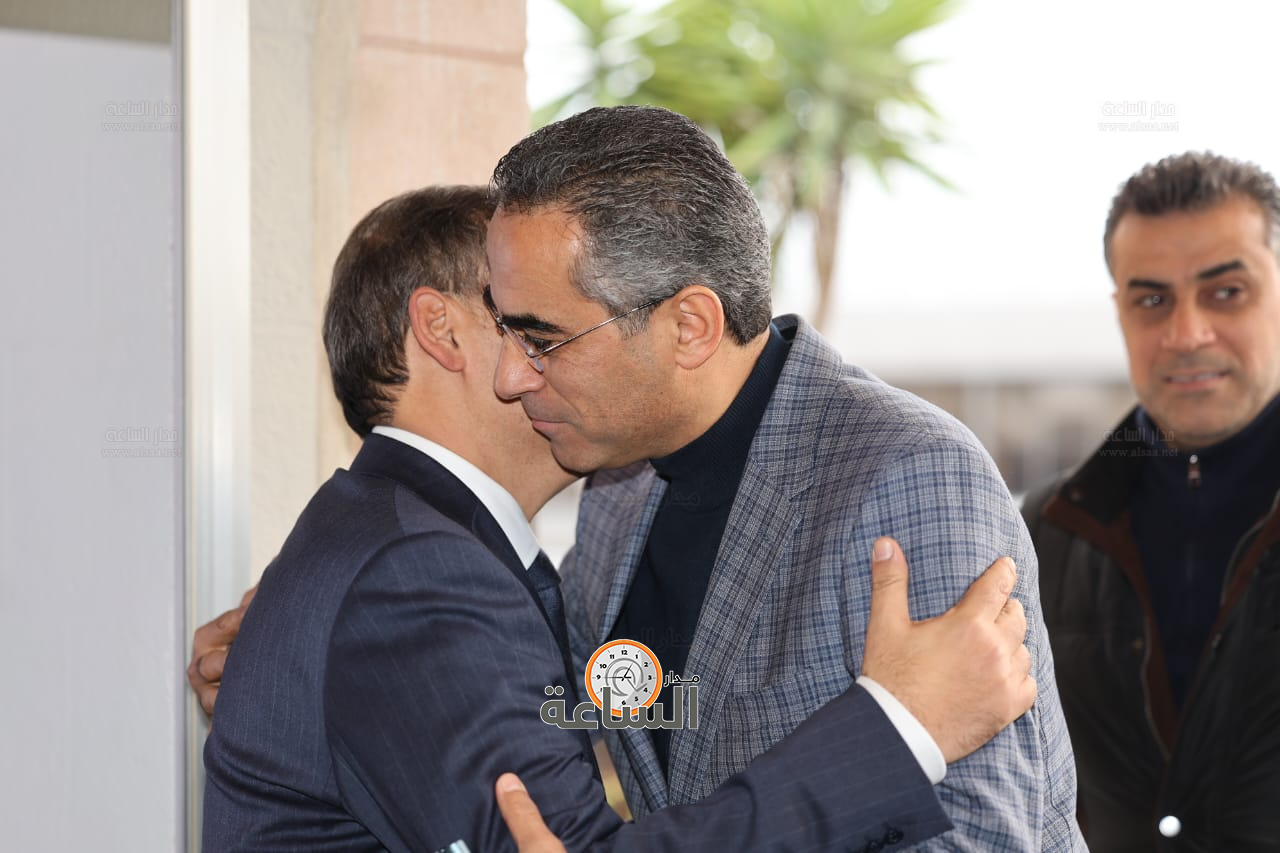 Madar Al-Saa Images 0.9348158663272087