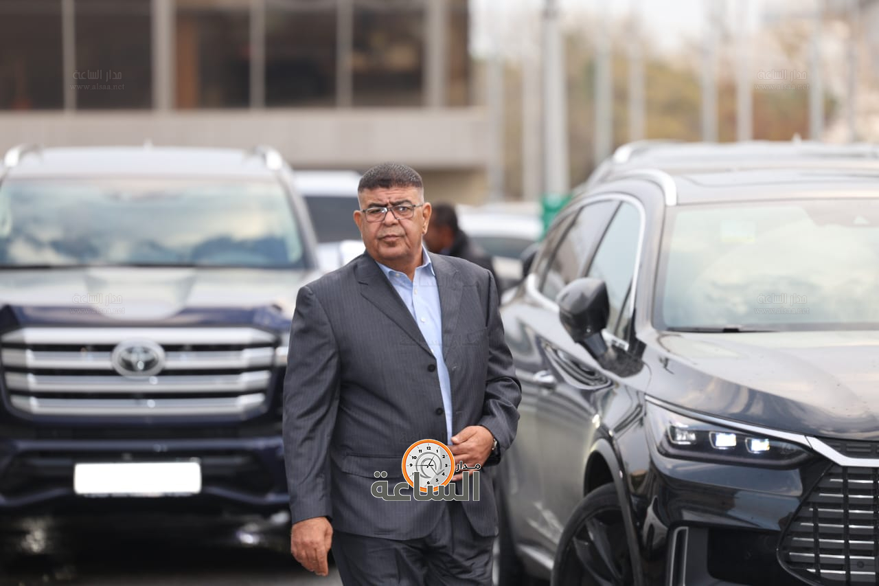 Madar Al-Saa Images 0.26606716875815417