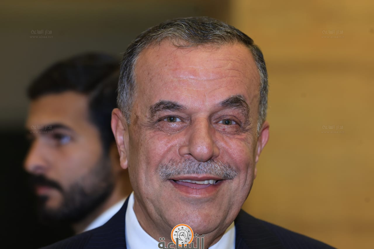 Madar Al-Saa Images 0.7491866238898468