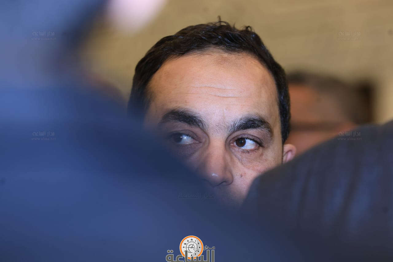 Madar Al-Saa Images 0.41661589063568494