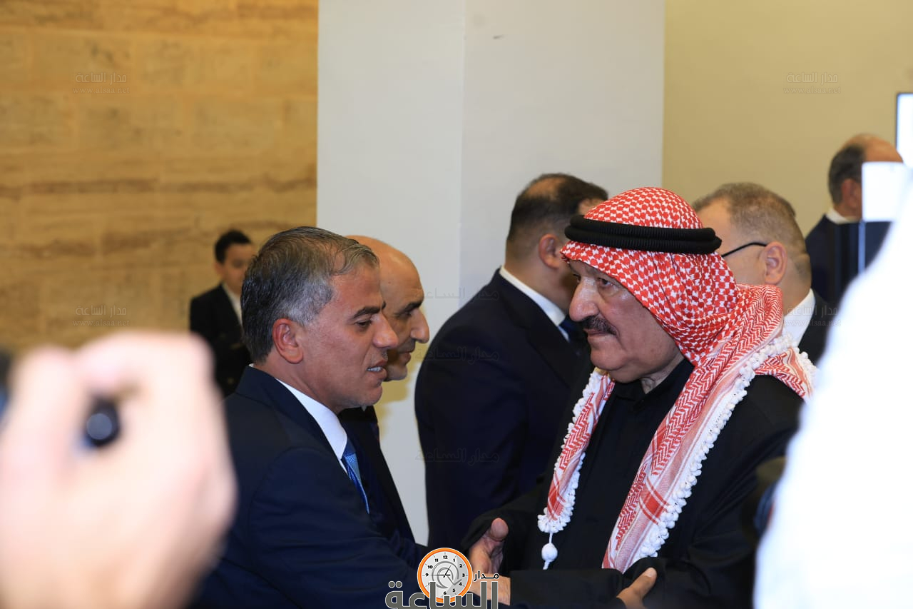 Madar Al-Saa Images 0.06168037722707065