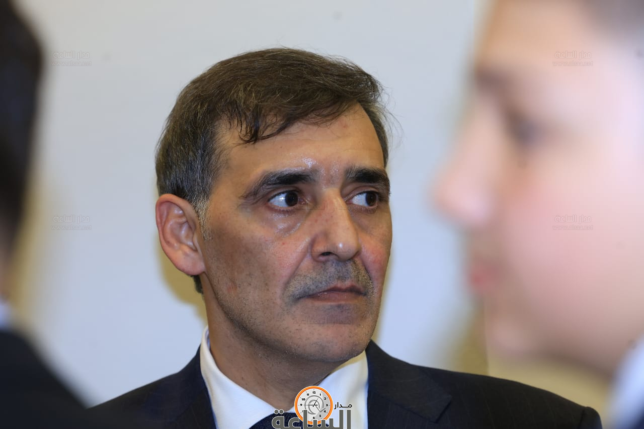 Madar Al-Saa Images 0.7338346633359173