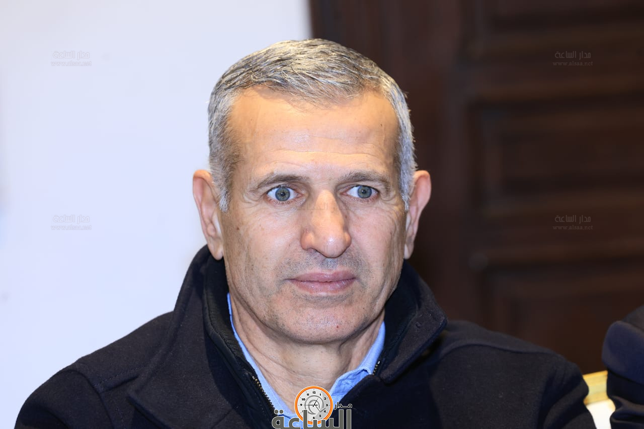 Madar Al-Saa Images 0.3823878674504225