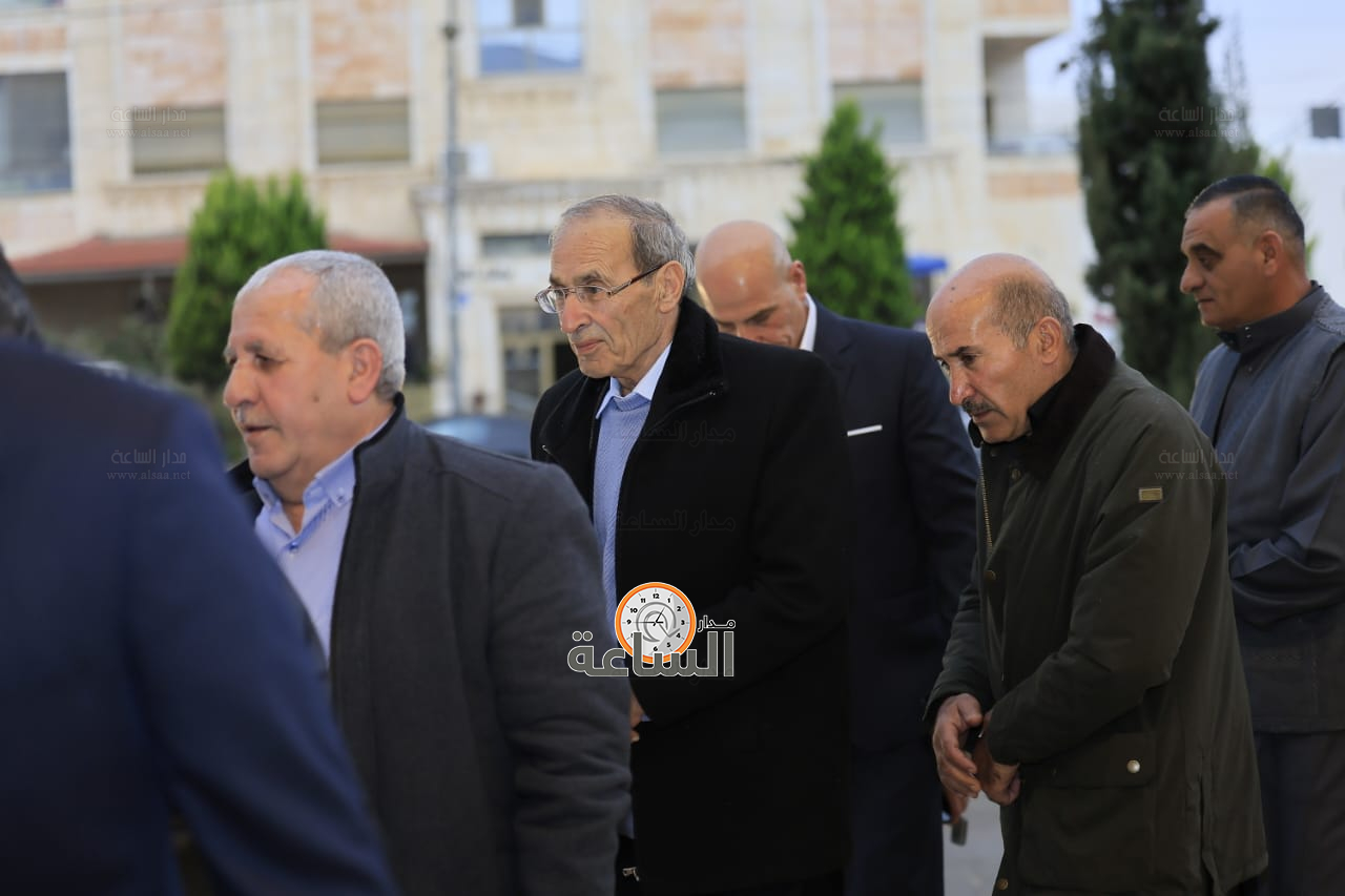 Madar Al-Saa Images 0.7455923709494289