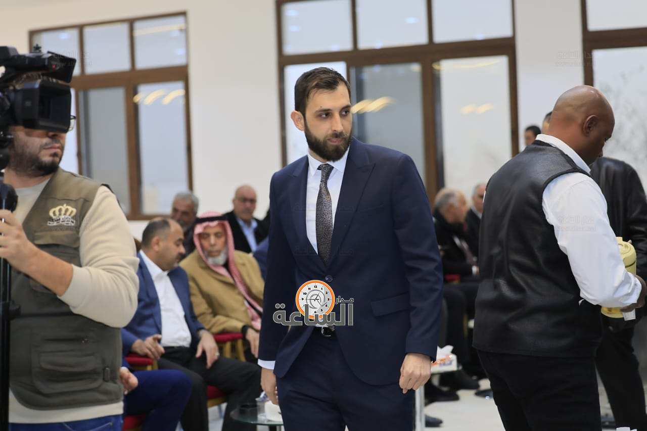 Madar Al-Saa Images 0.794958886226661