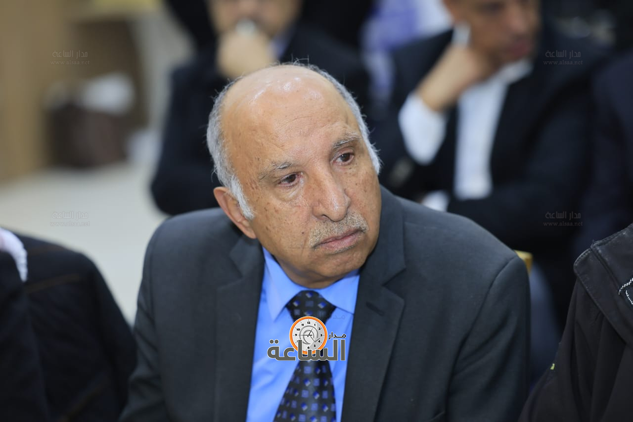 Madar Al-Saa Images 0.8173961576885684