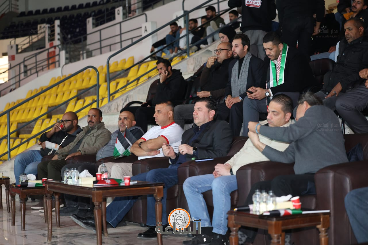 Madar Al-Saa Images 0.7647519180338829