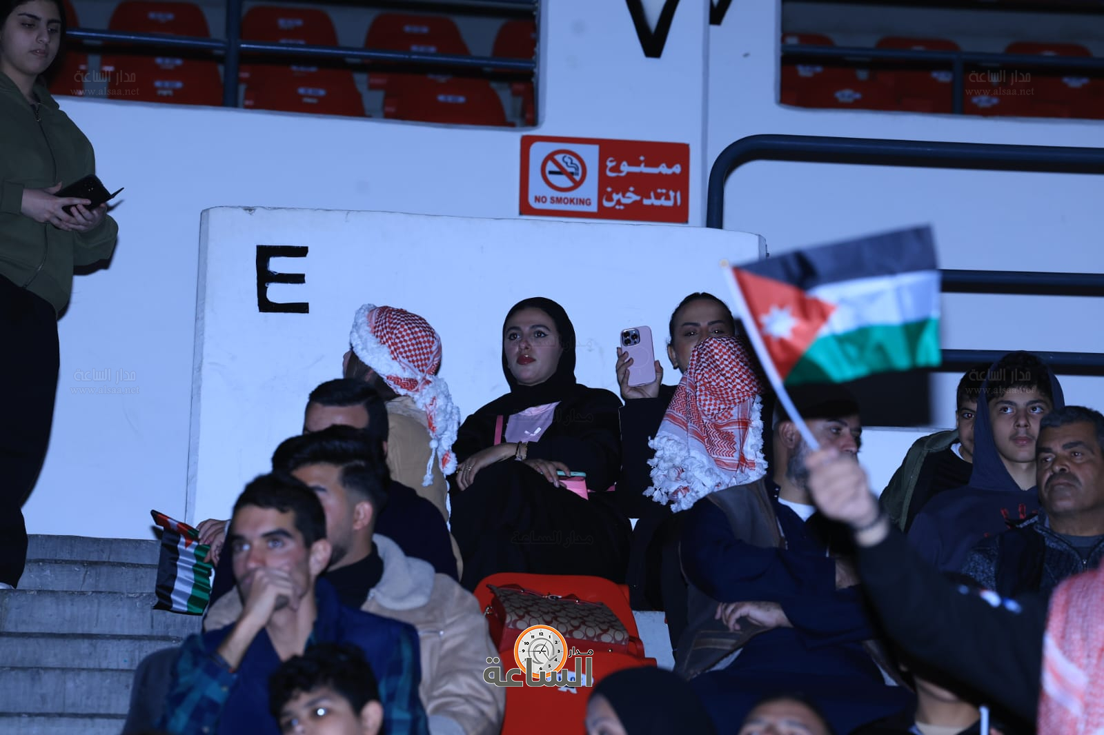 Madar Al-Saa Images 0.5352898174177887