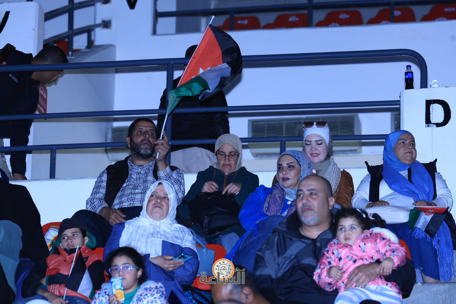 Madar Al-Saa Images 0.12196288671231081