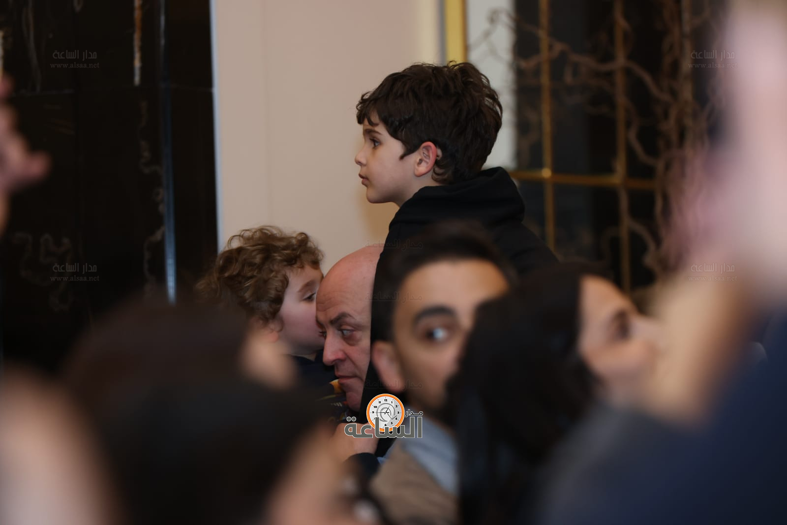 Madar Al-Saa Images 0.6150142553755781