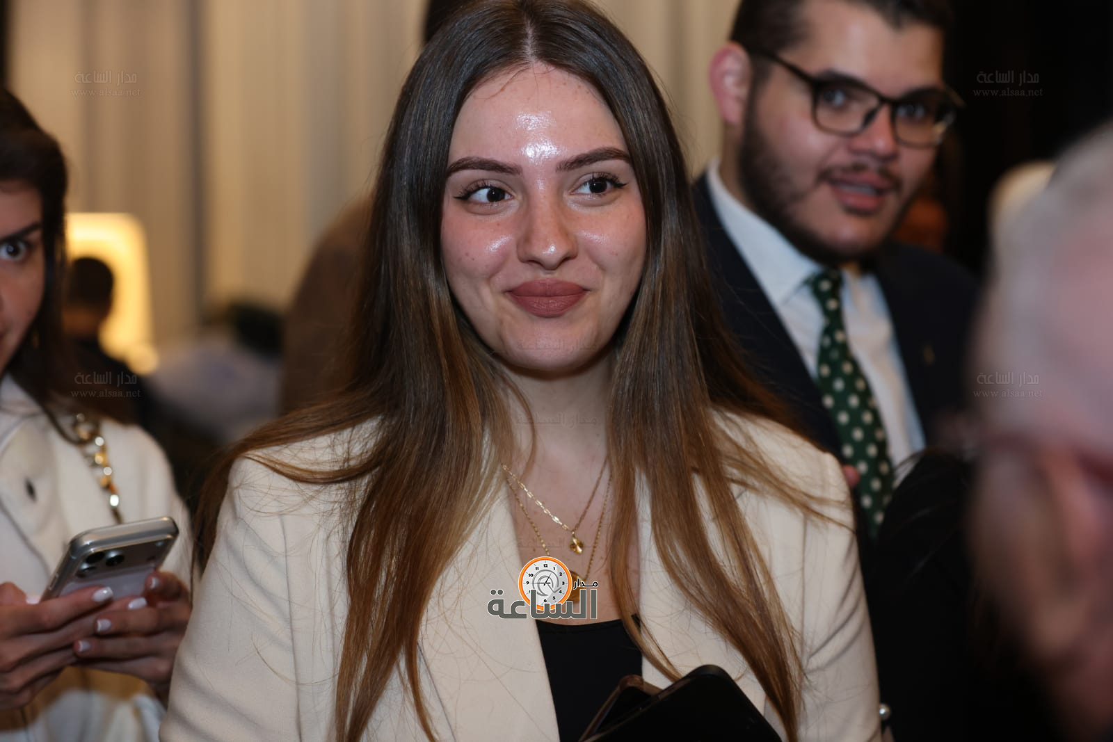 Madar Al-Saa Images 0.598956864385744