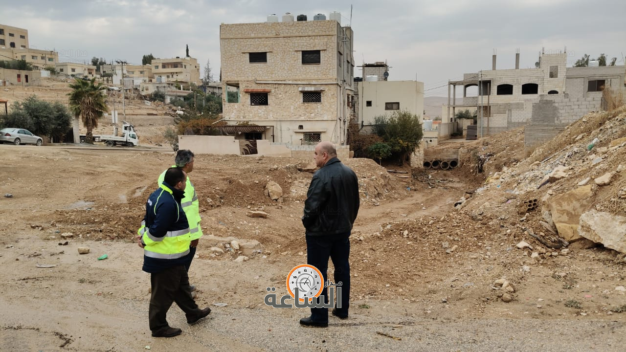 Madar Al-Saa Images 0.0076828496763764464