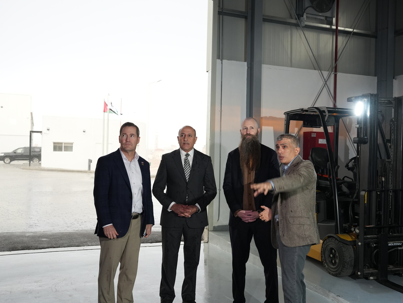 Madar Al-Saa Images 0.17497004804415384