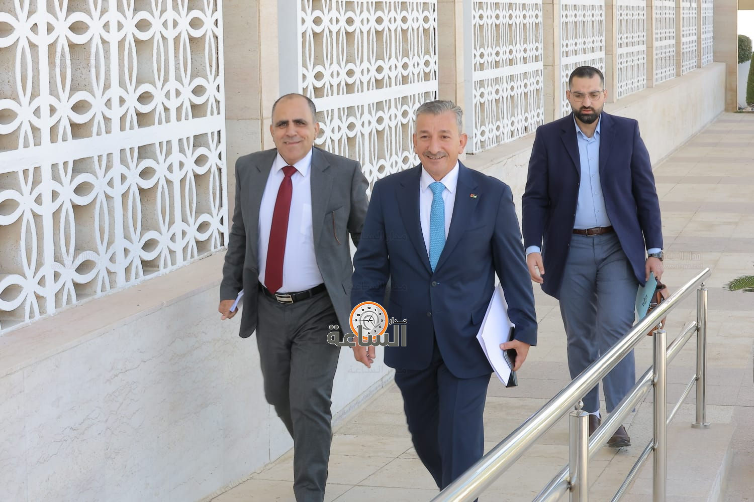 Madar Al-Saa Images 0.9516977786822451