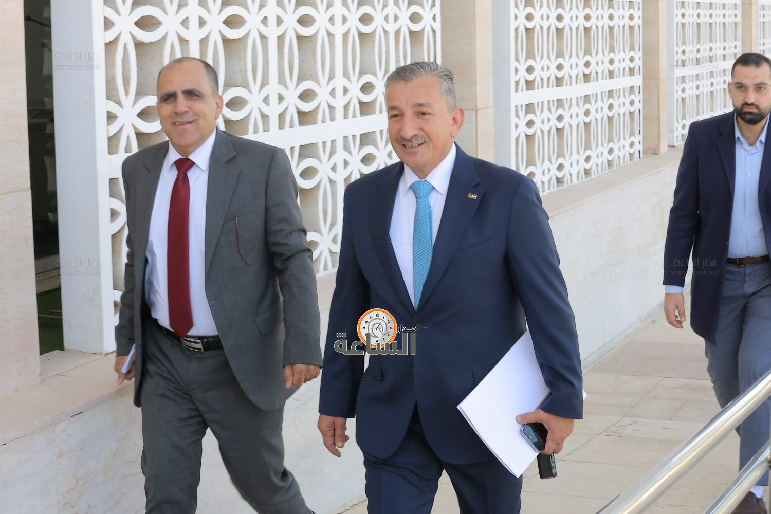 Madar Al-Saa Images 0.9673546711644366