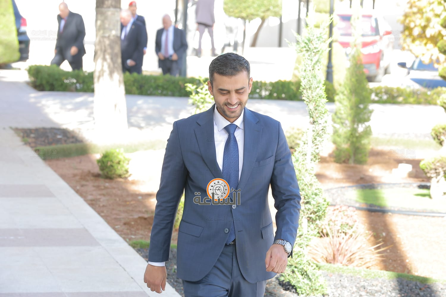 Madar Al-Saa Images 0.00010224888729315484