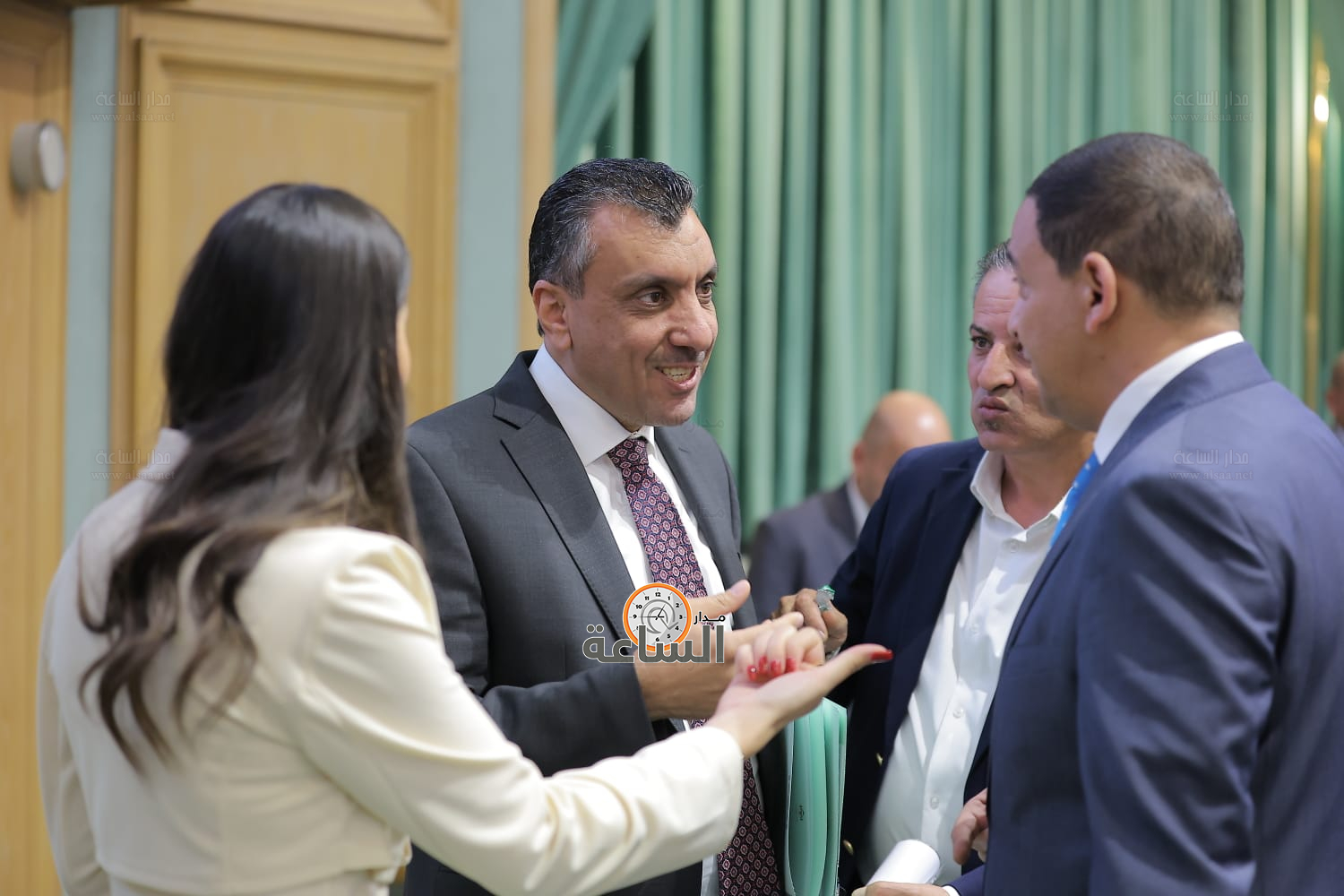 Madar Al-Saa Images 0.45738567397040153